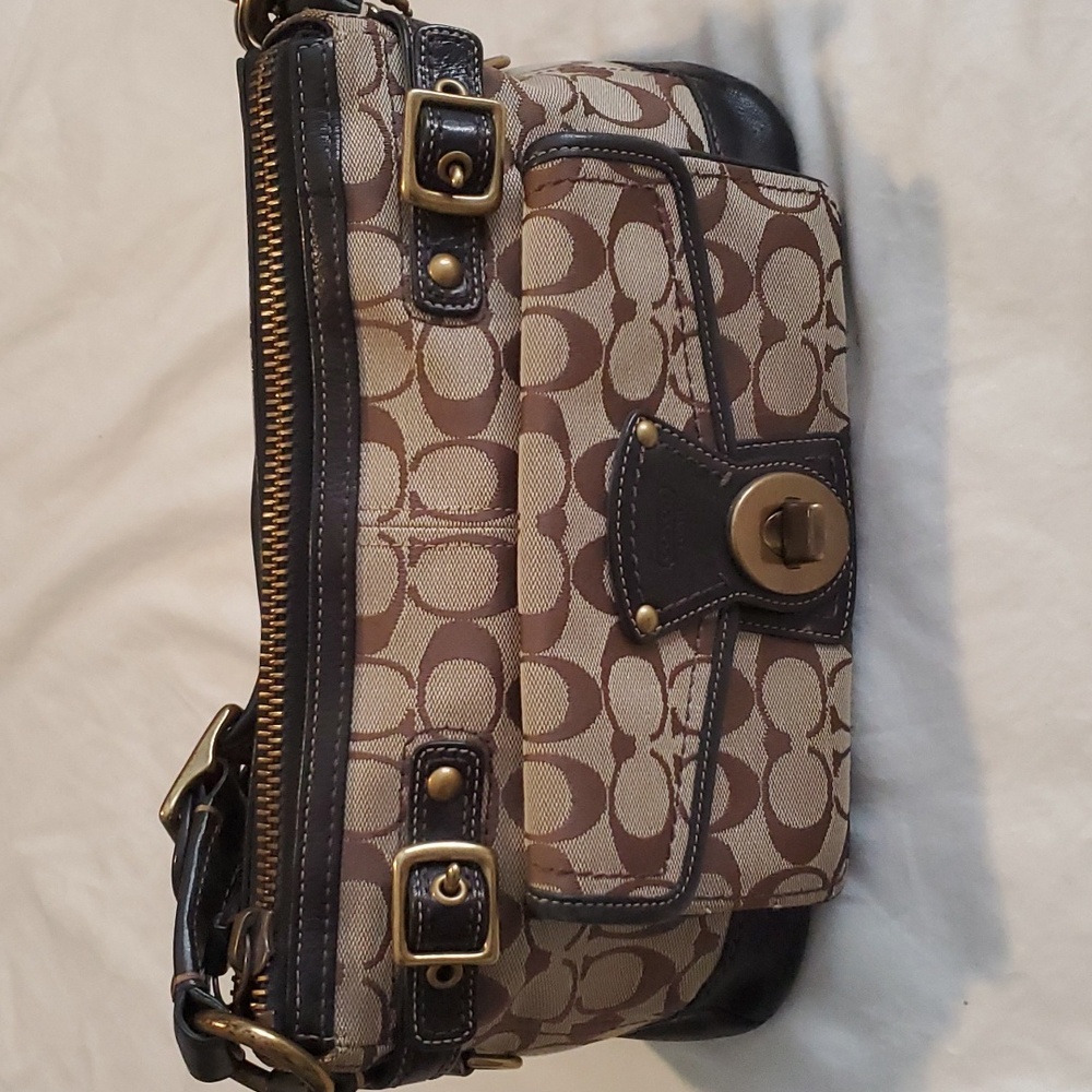 Handbag